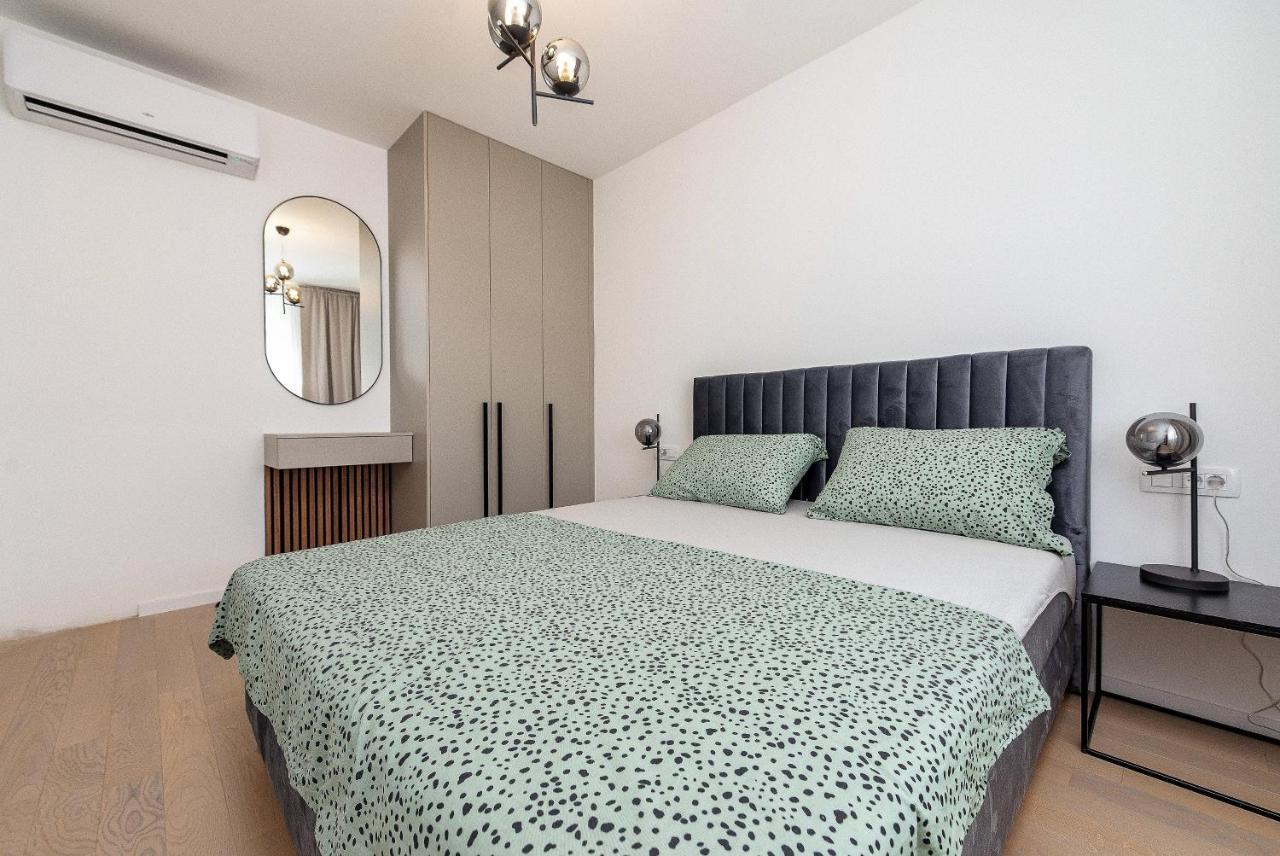 City Lux Apartment 2 - With Garage And Balcony Zadar Exteriér fotografie